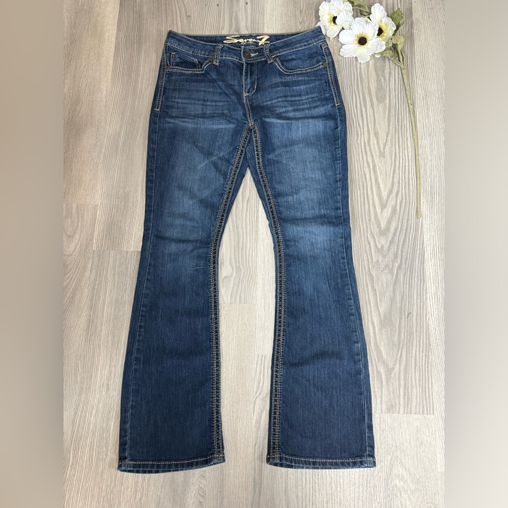SEVEN FOR ALL MANKIND | Bootcut | Medium Wash | Detailed pockets | Size 8